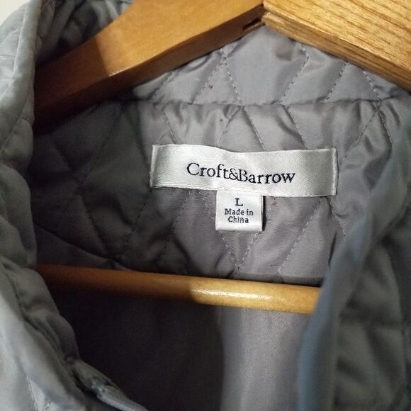 Croft and Barrow vest warm Gray adjustable back - Picture 2 of 4